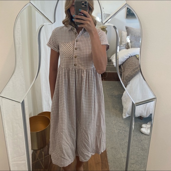 urban outfitters gingham midi dress Daisy Street V-Waist Seam Gingham Midi Dress